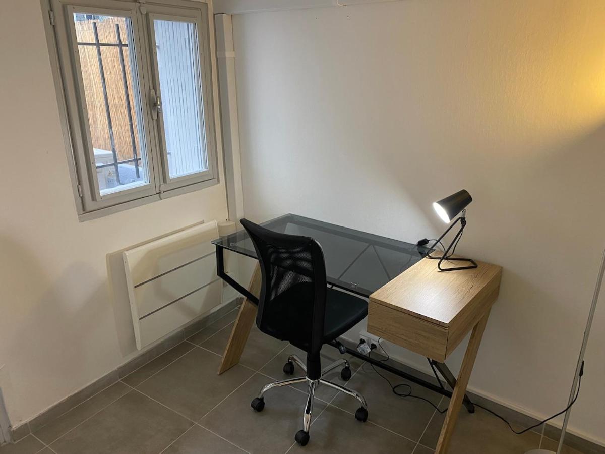 Superbe Appartement Climatise Avec Patio Montpellier Bagian luar foto