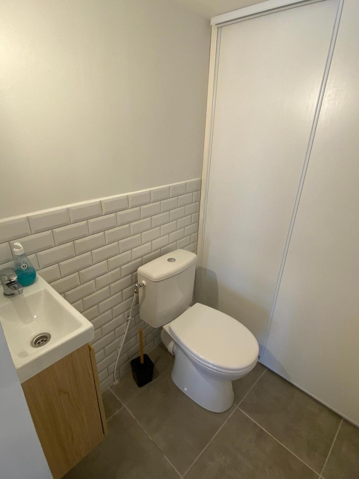 Superbe Appartement Climatise Avec Patio Montpellier Bagian luar foto